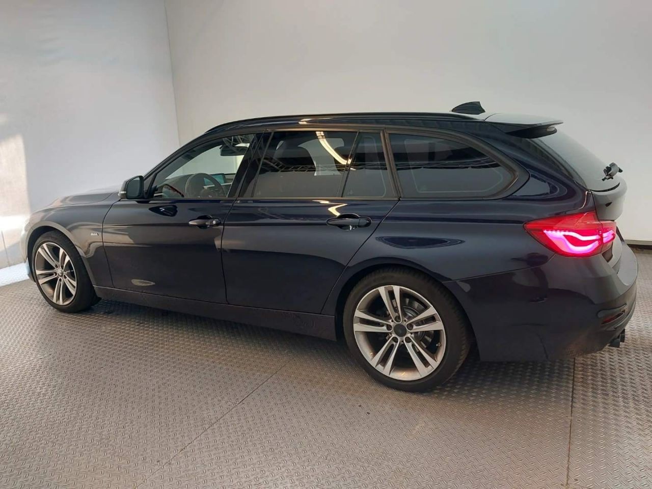 BMW 320 | 9