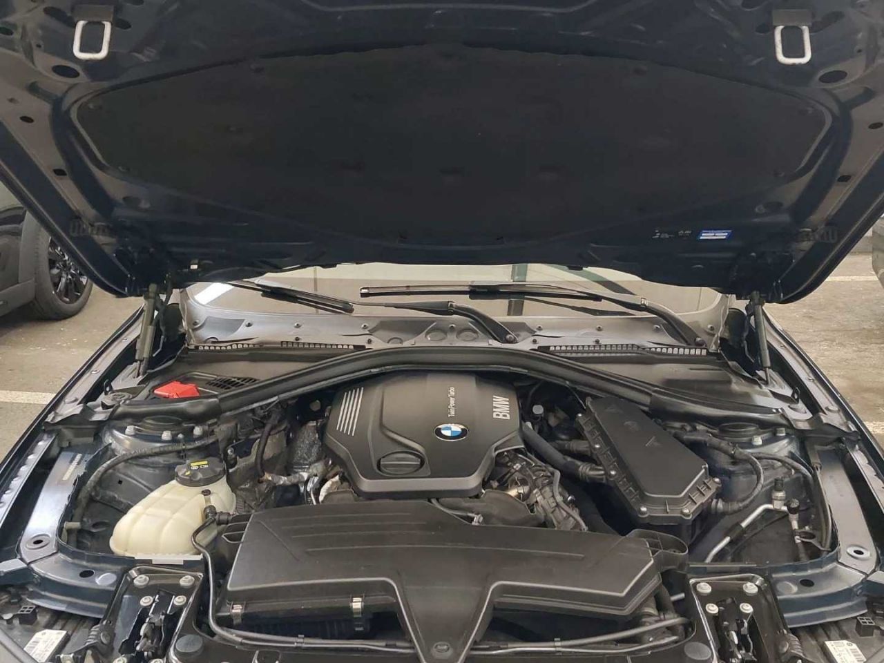 BMW 320 | 10
