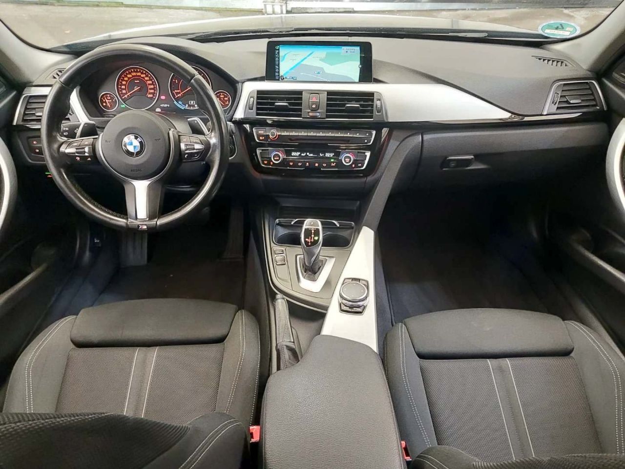 BMW 320 | 4