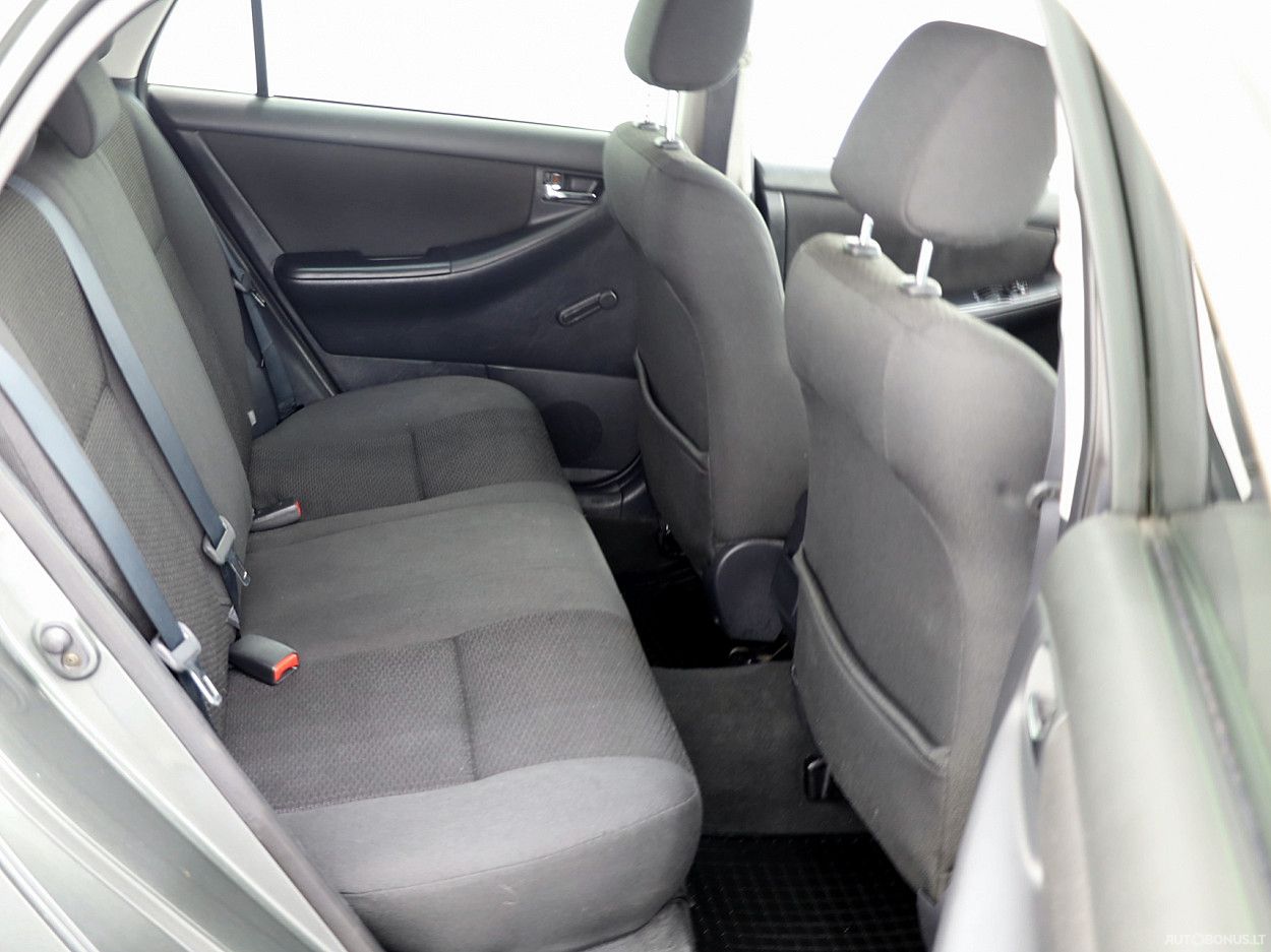 Toyota Corolla | 6