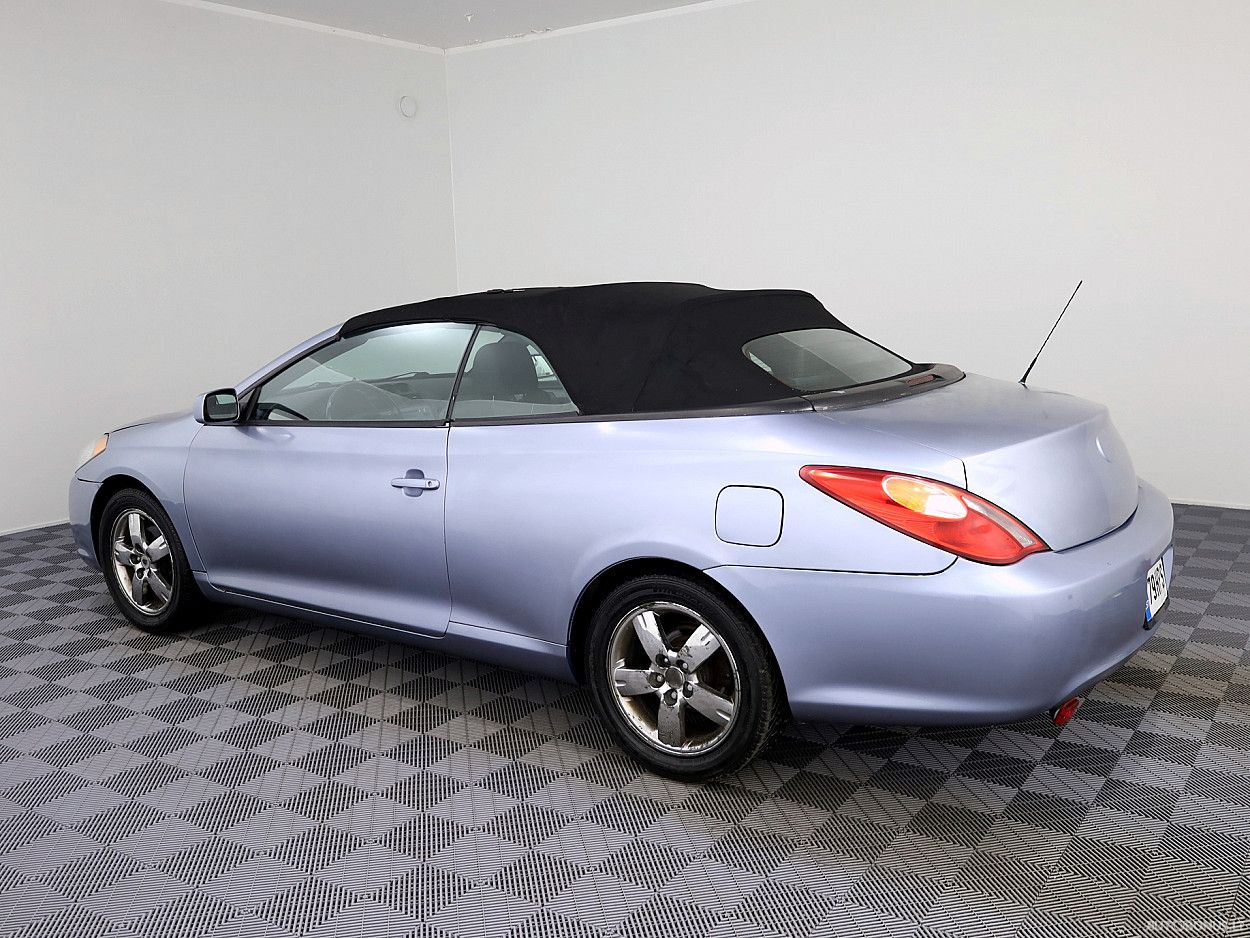 Toyota Camry | 5