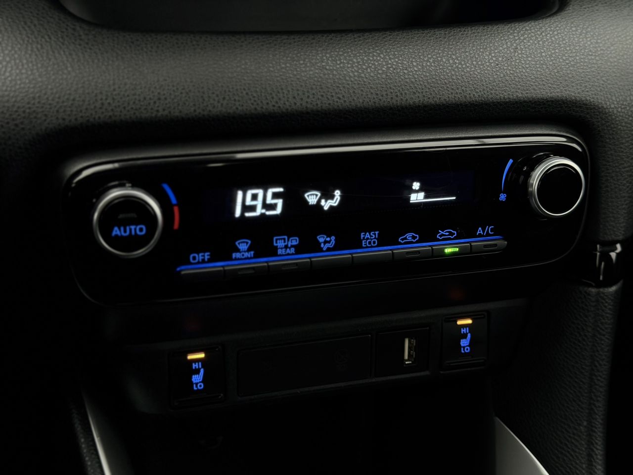 Toyota Yaris | 17