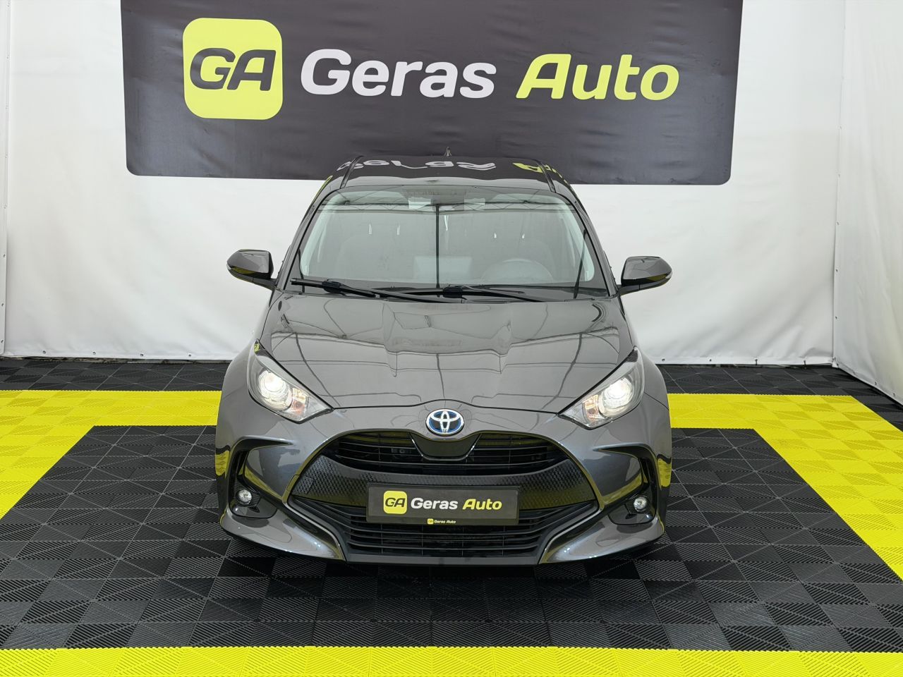 Toyota Yaris | 6