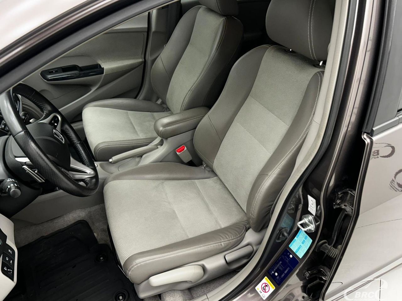Honda Insight | 4