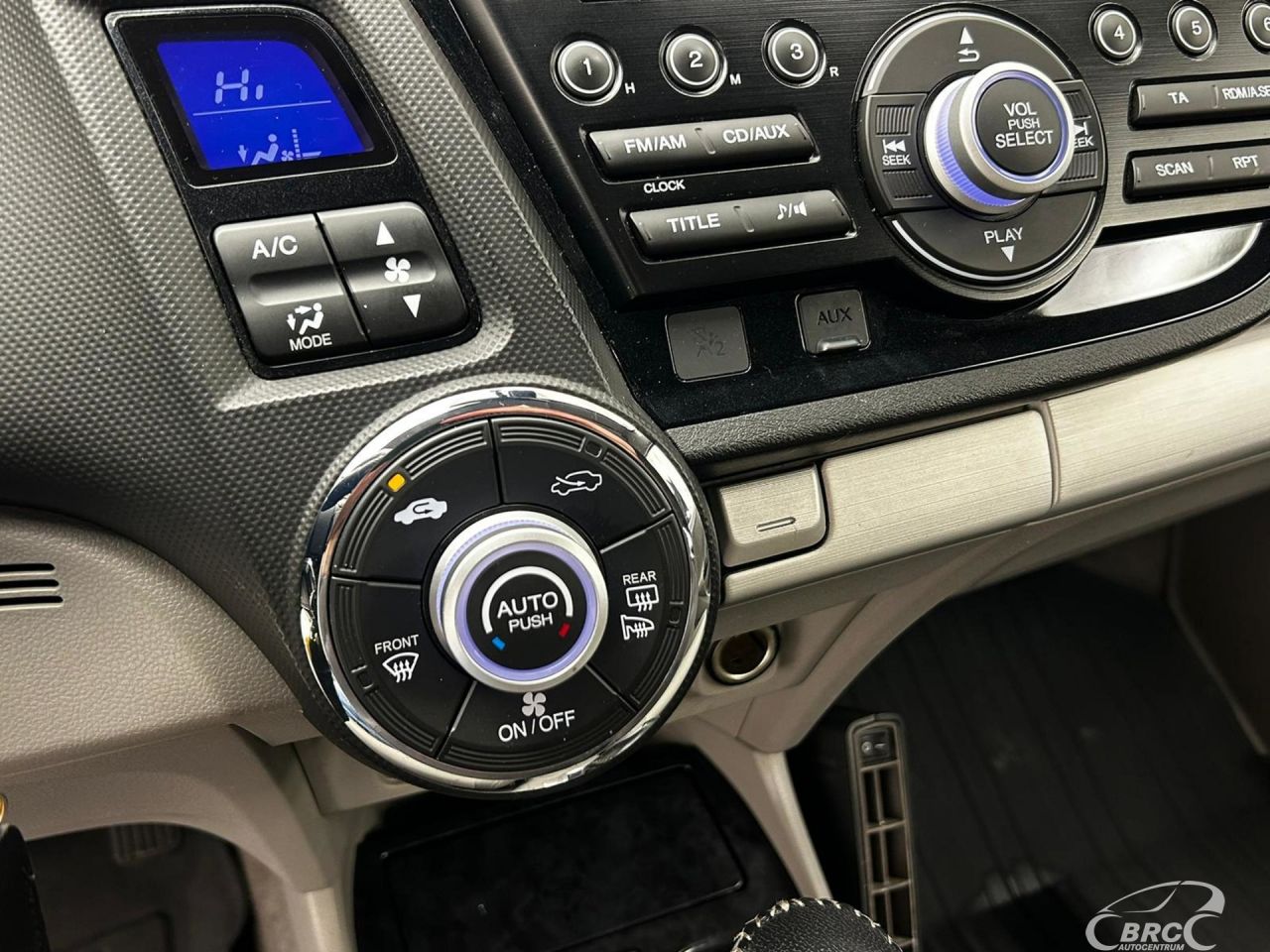Honda Insight | 15