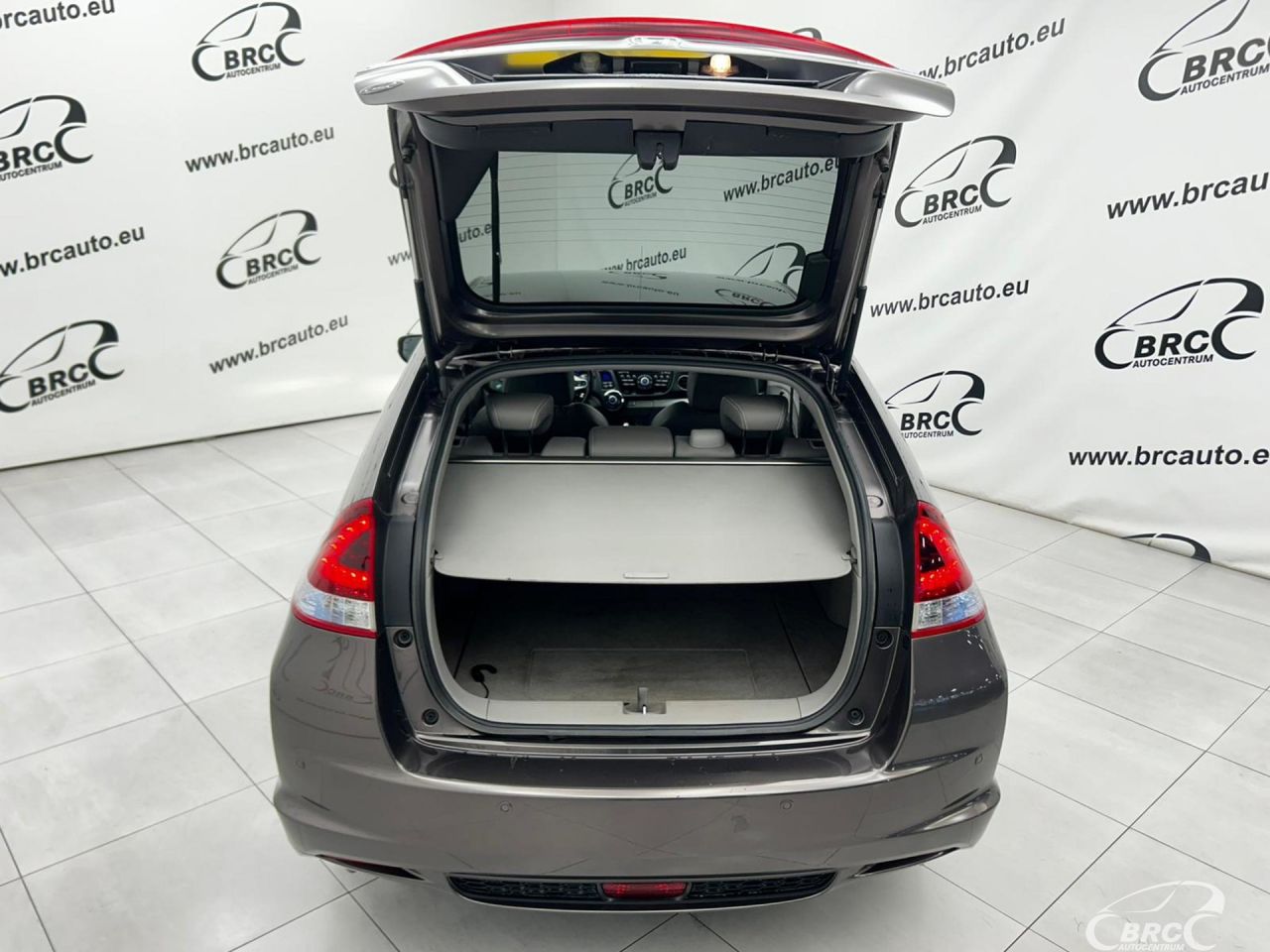 Honda Insight | 23