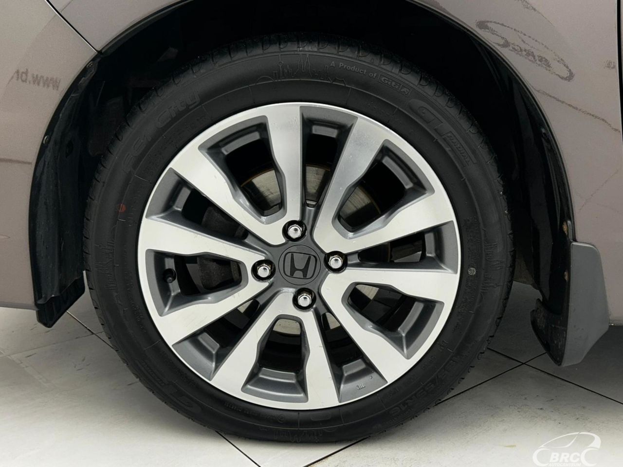 Honda Insight | 19