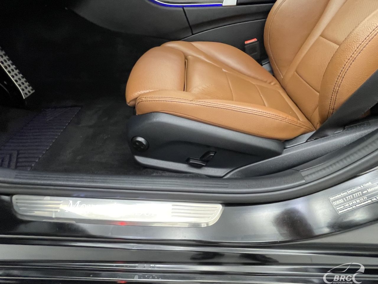 Mercedes-Benz C300 | 22