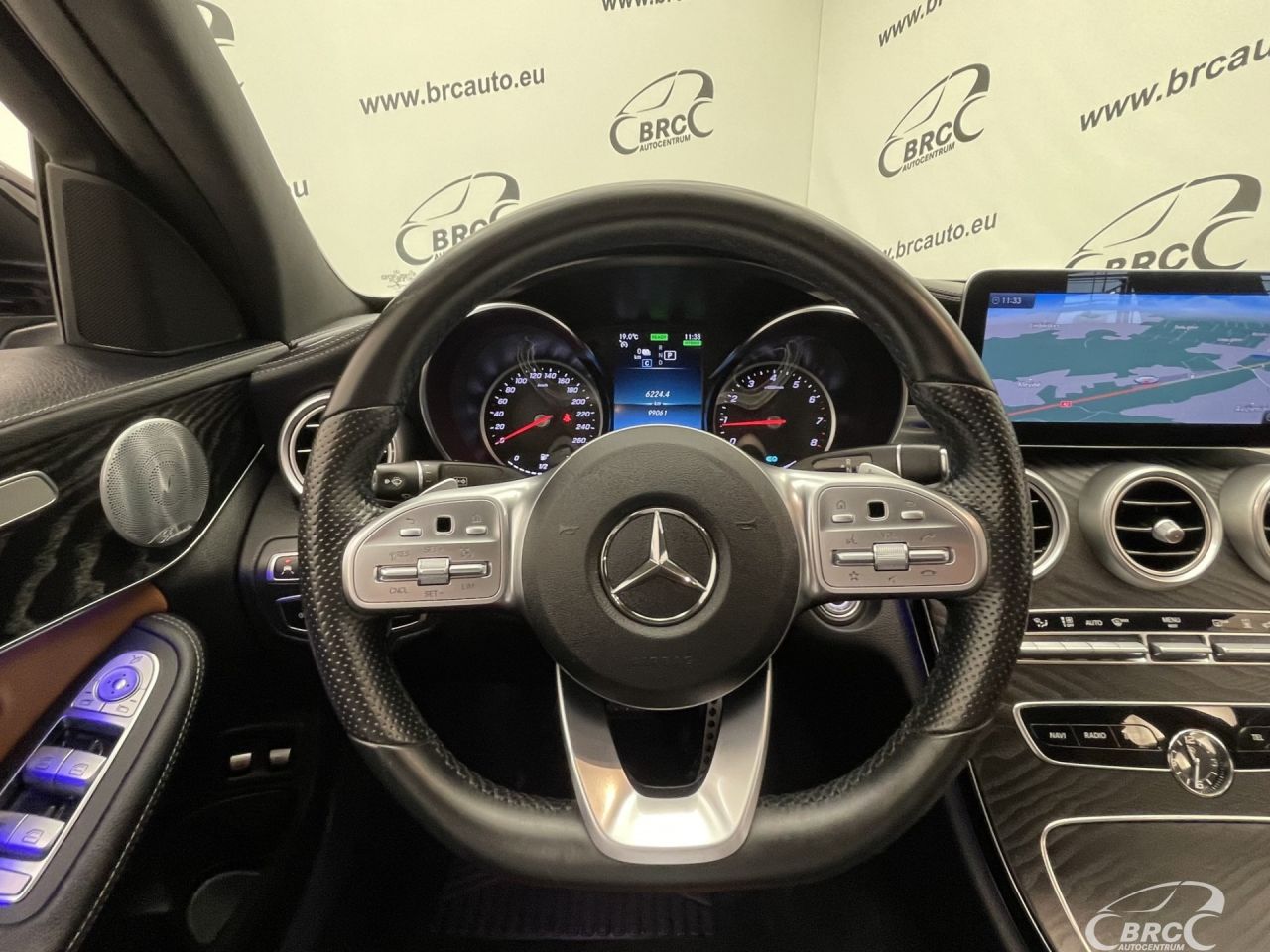 Mercedes-Benz C300 | 30