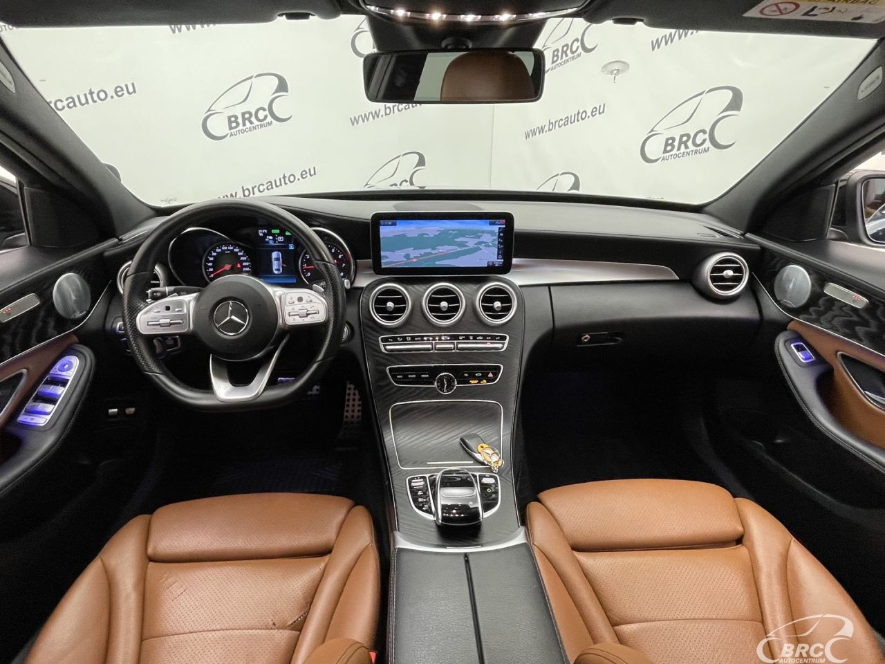 Mercedes-Benz C300 | 2