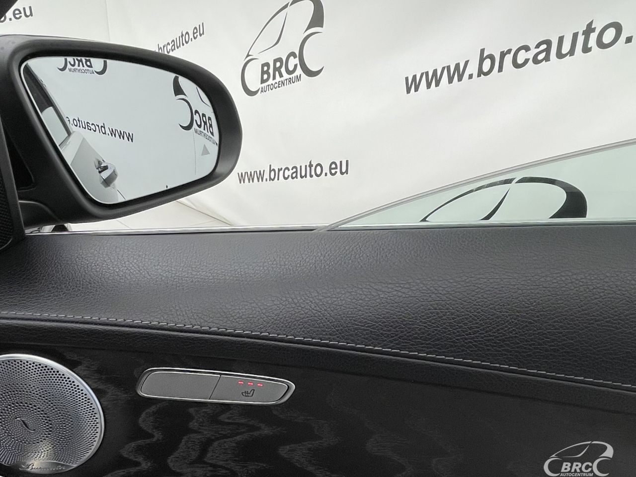 Mercedes-Benz C300 | 8