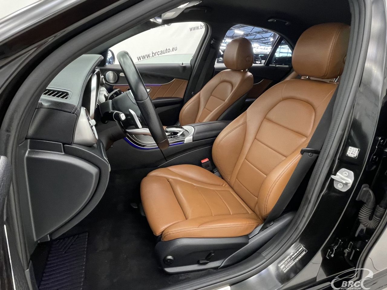 Mercedes-Benz C300 | 24