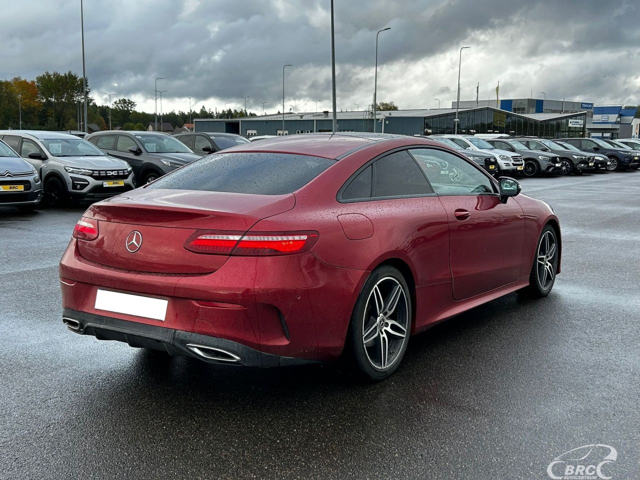 Mercedes-Benz E220 | 1