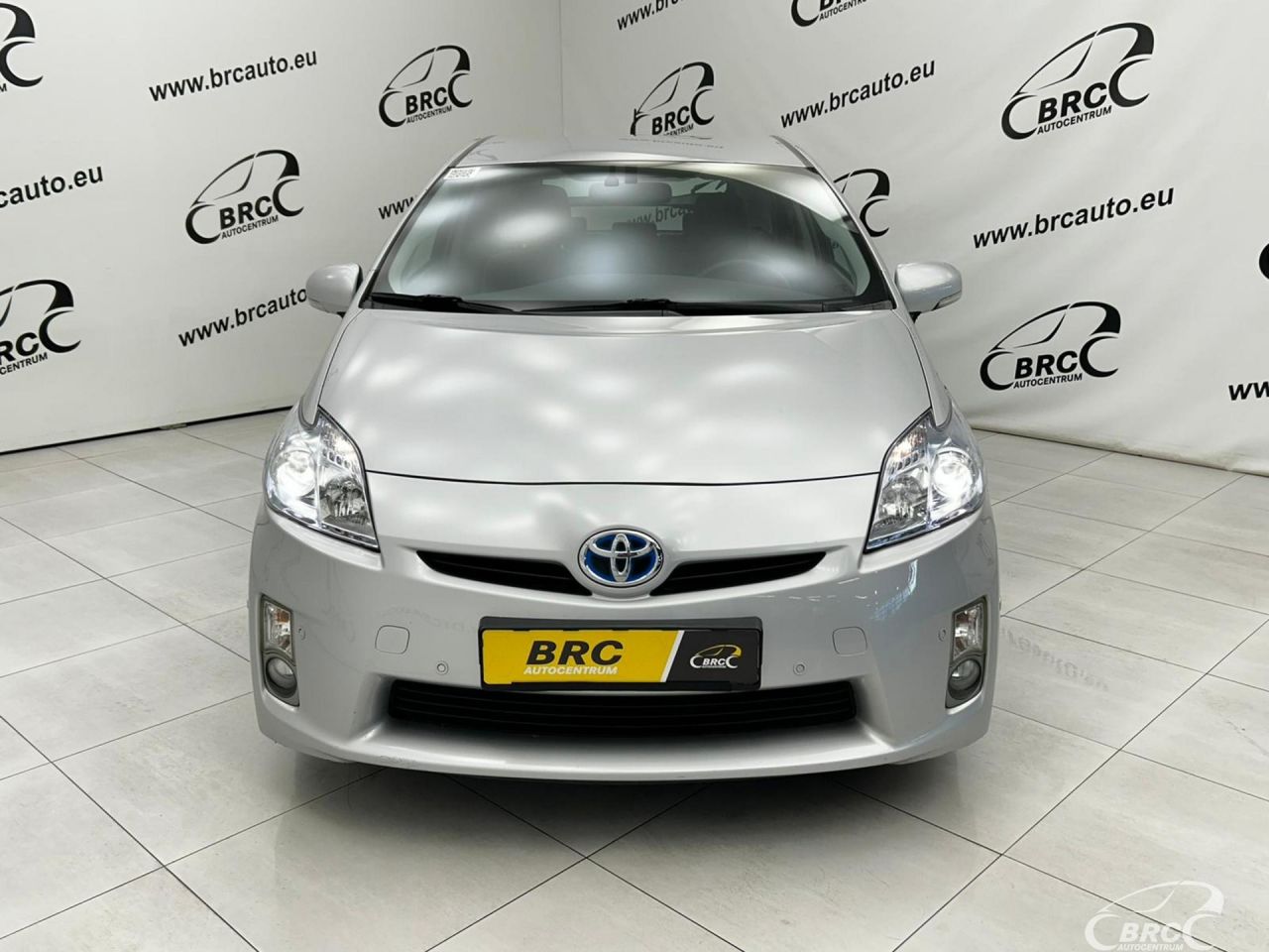 Toyota Prius | 21