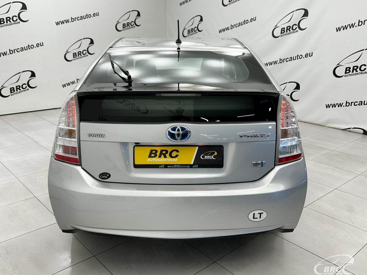 Toyota Prius | 22