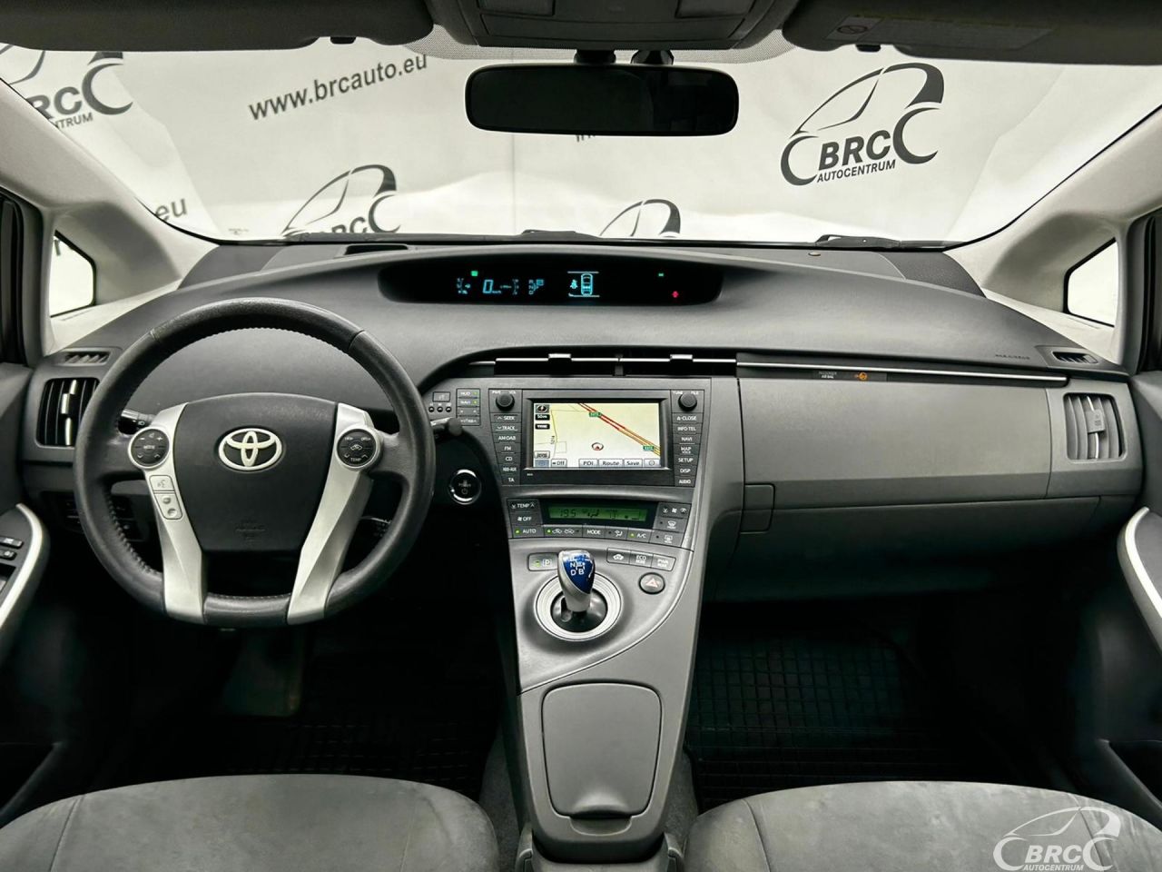 Toyota Prius | 2