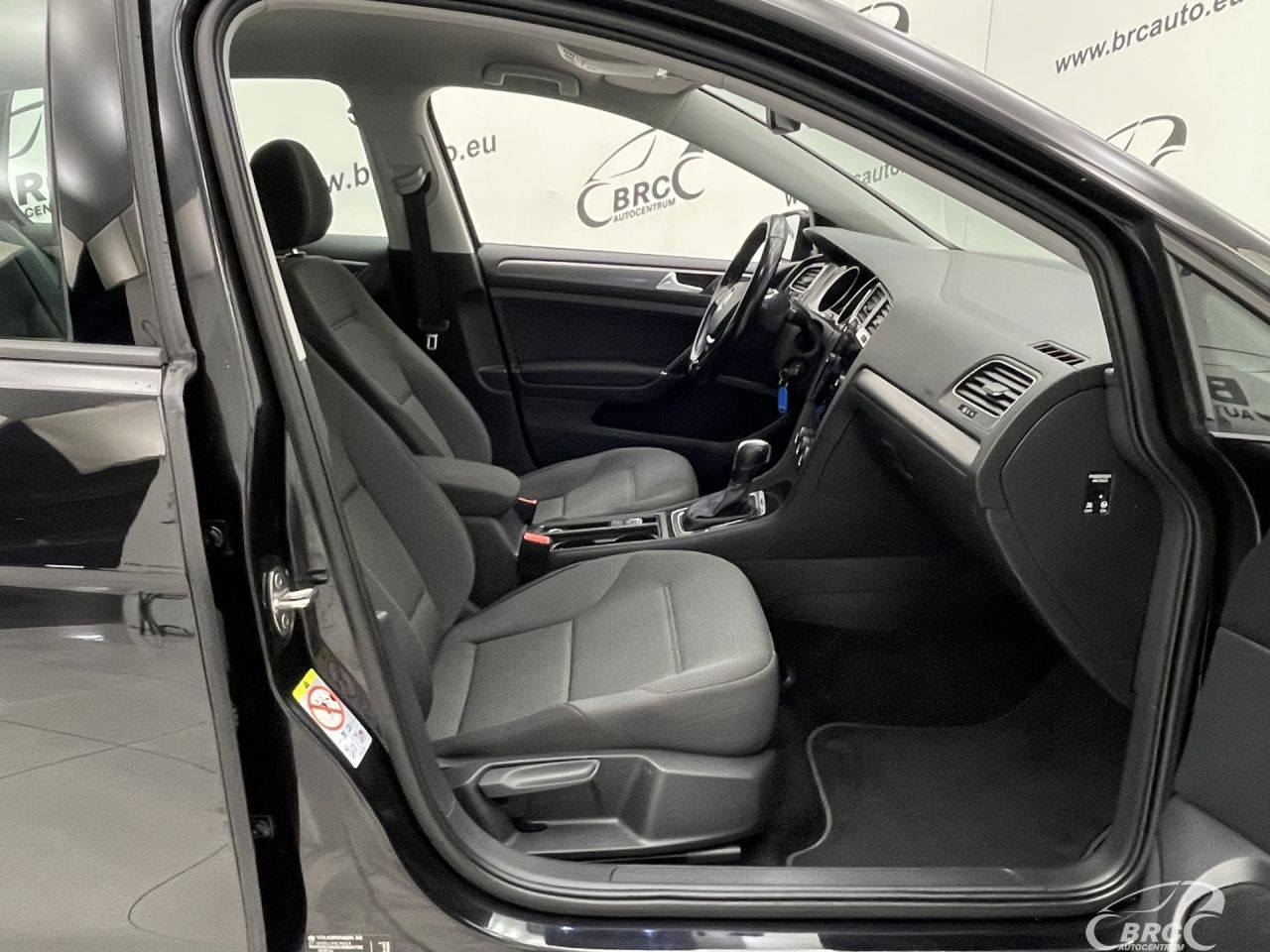 Volkswagen Golf | 5