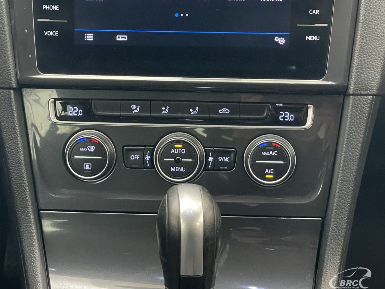 Volkswagen Golf | 27