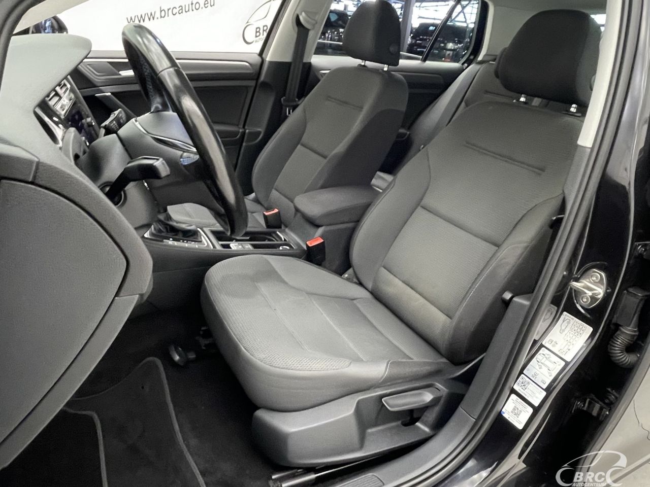 Volkswagen Golf | 39