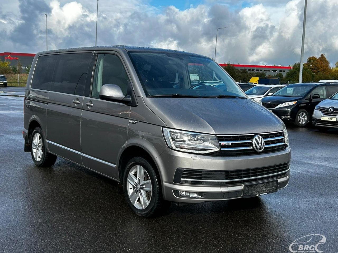 Volkswagen Multivan | 2