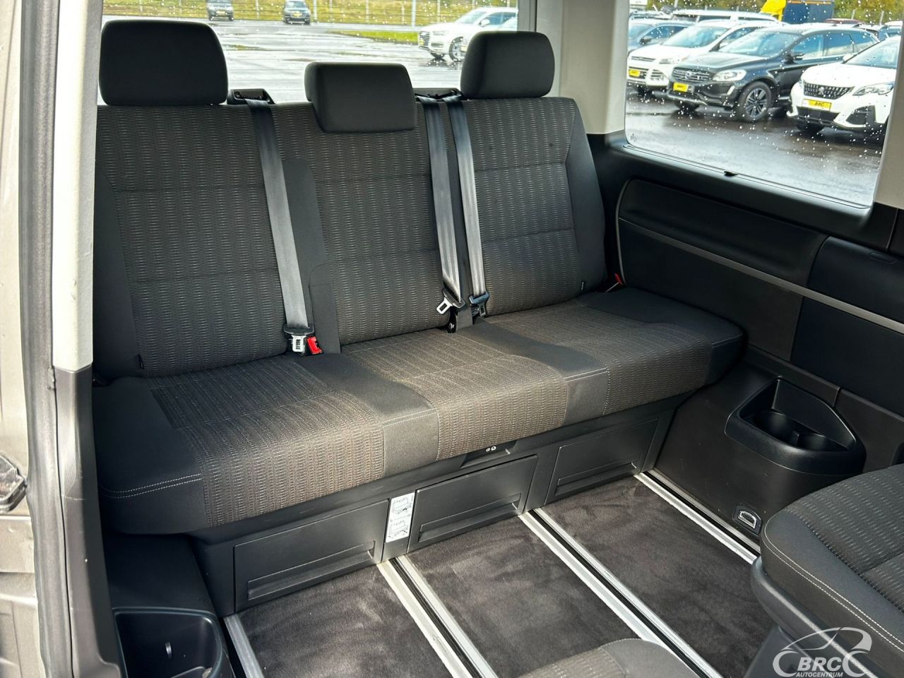 Volkswagen Multivan | 14