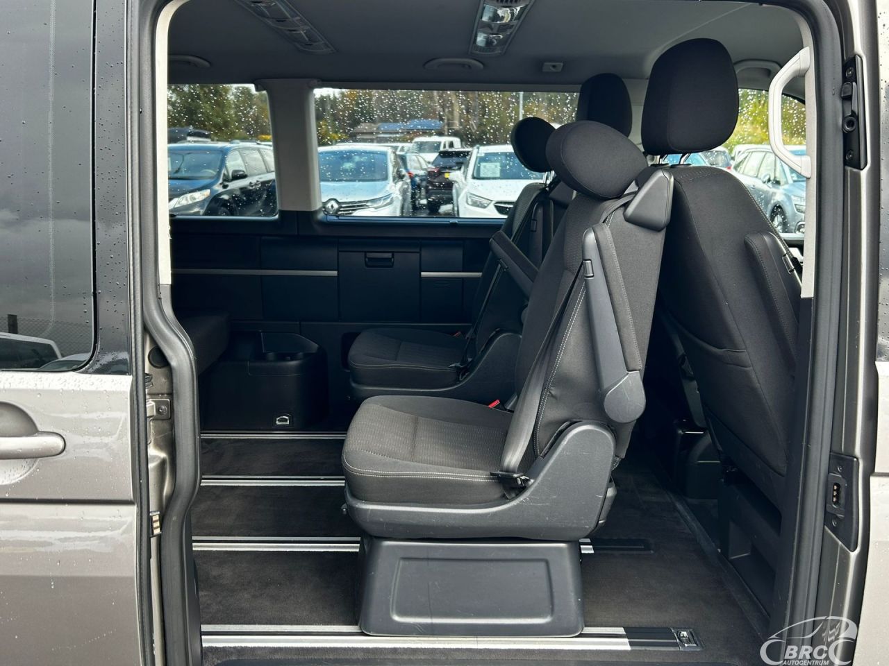 Volkswagen Multivan | 13