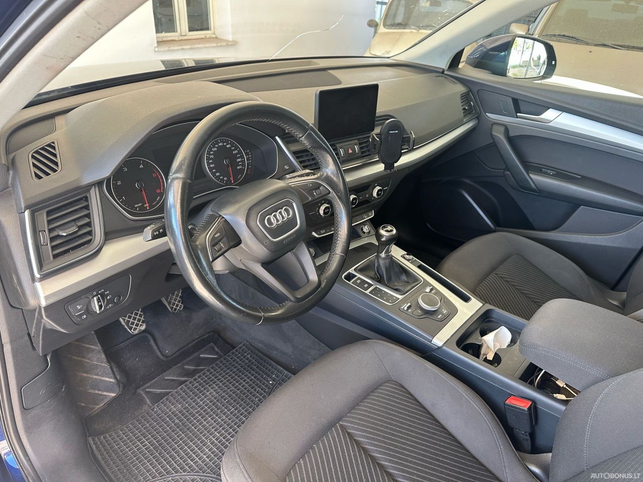 Audi Q5 | 8