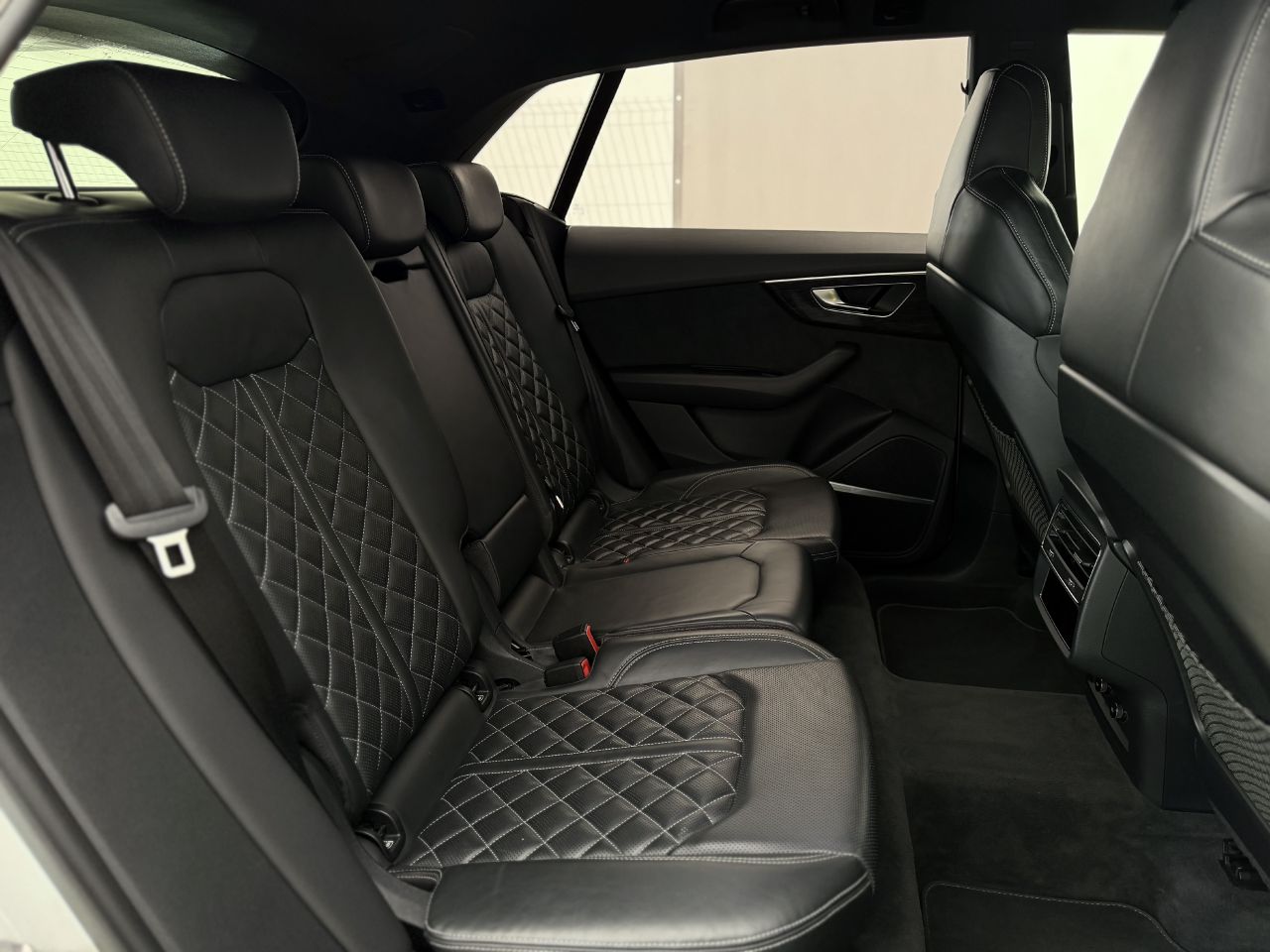 Audi Q8 | 13