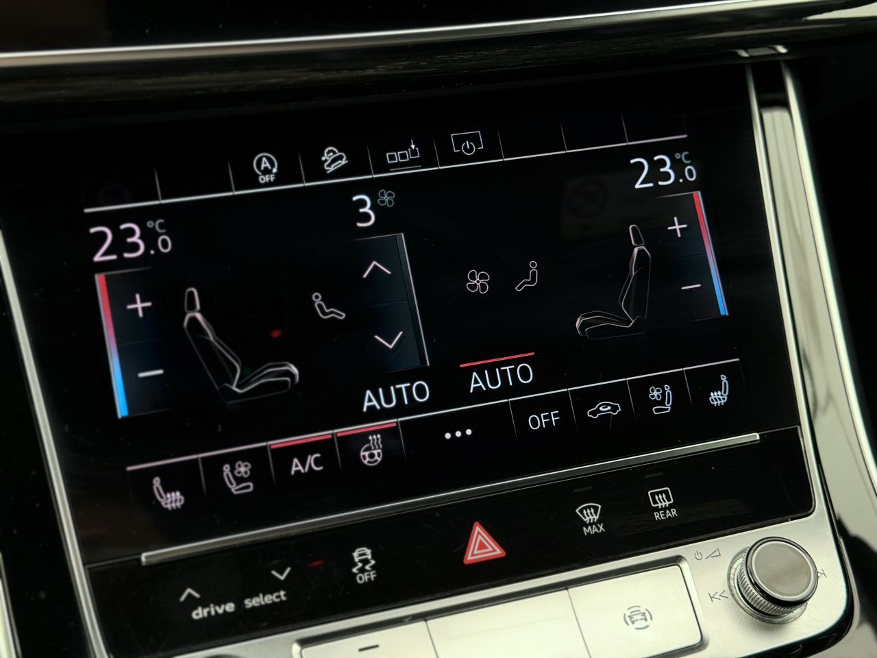 Audi Q8 | 23