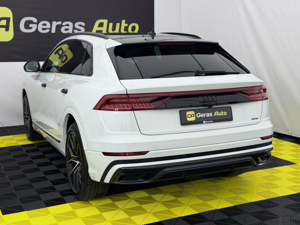Audi Q8 | 5