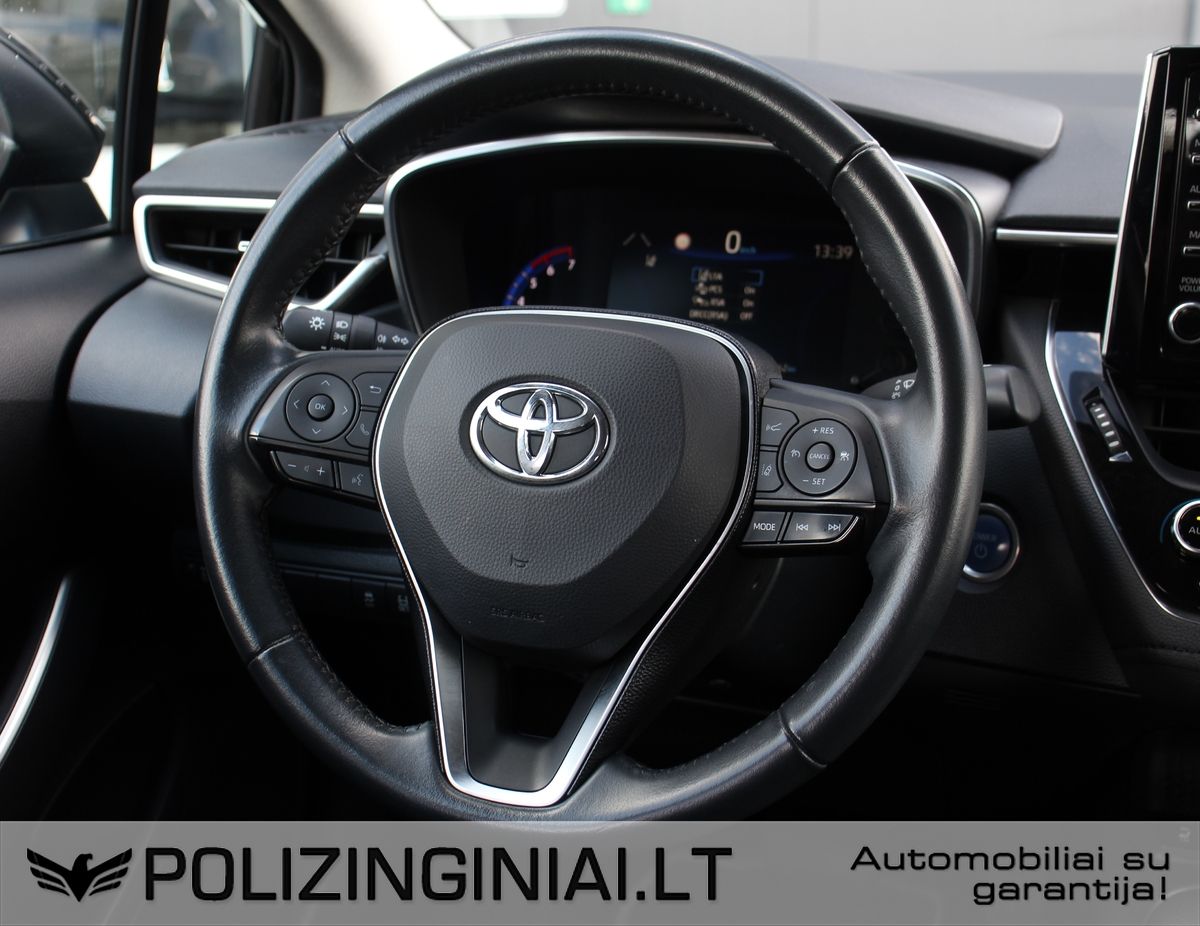 Toyota Corolla | 5