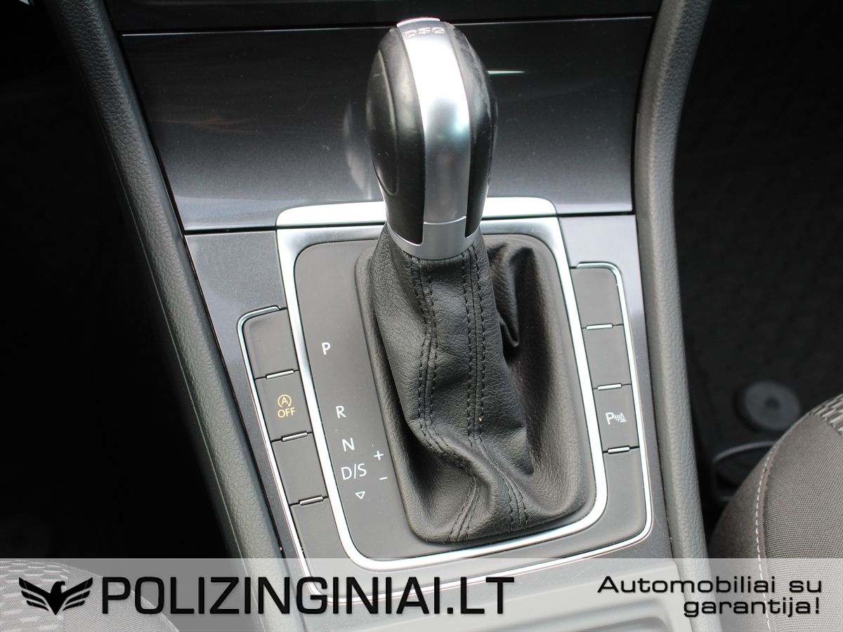 Volkswagen Golf | 14