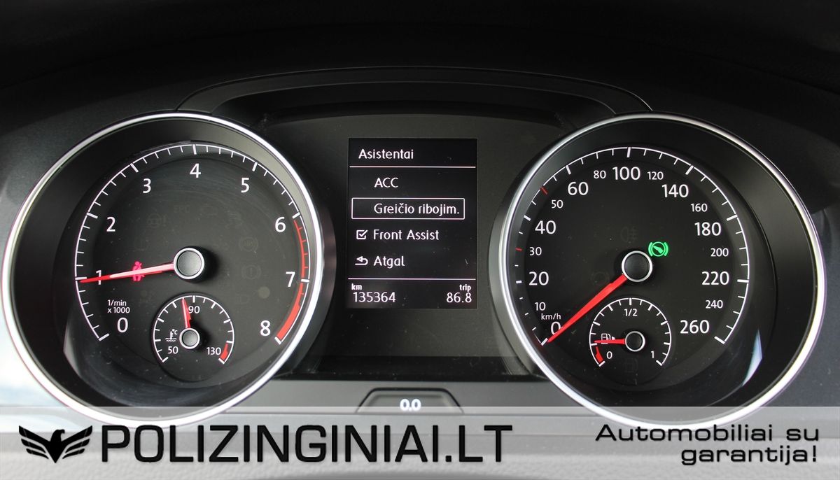 Volkswagen Golf | 8