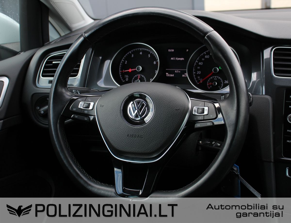 Volkswagen Golf | 5