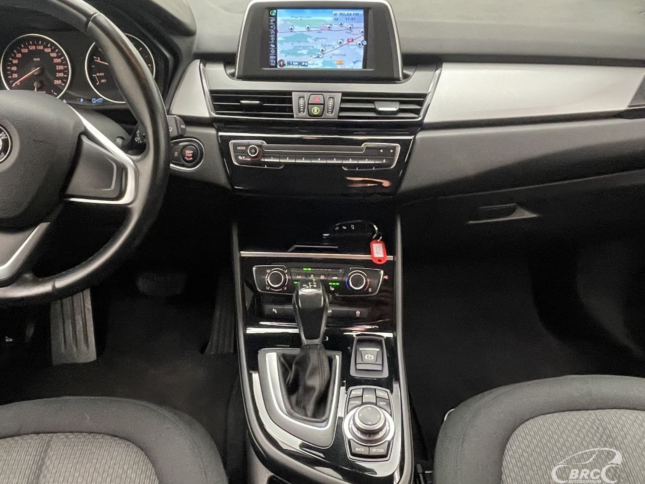 BMW 218 | 13