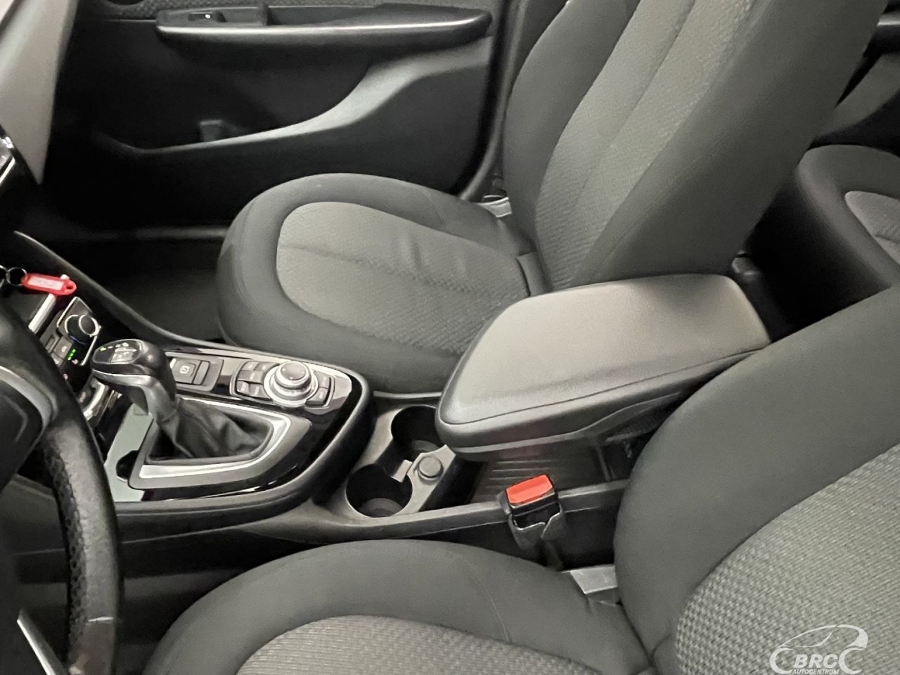 BMW 218 | 23