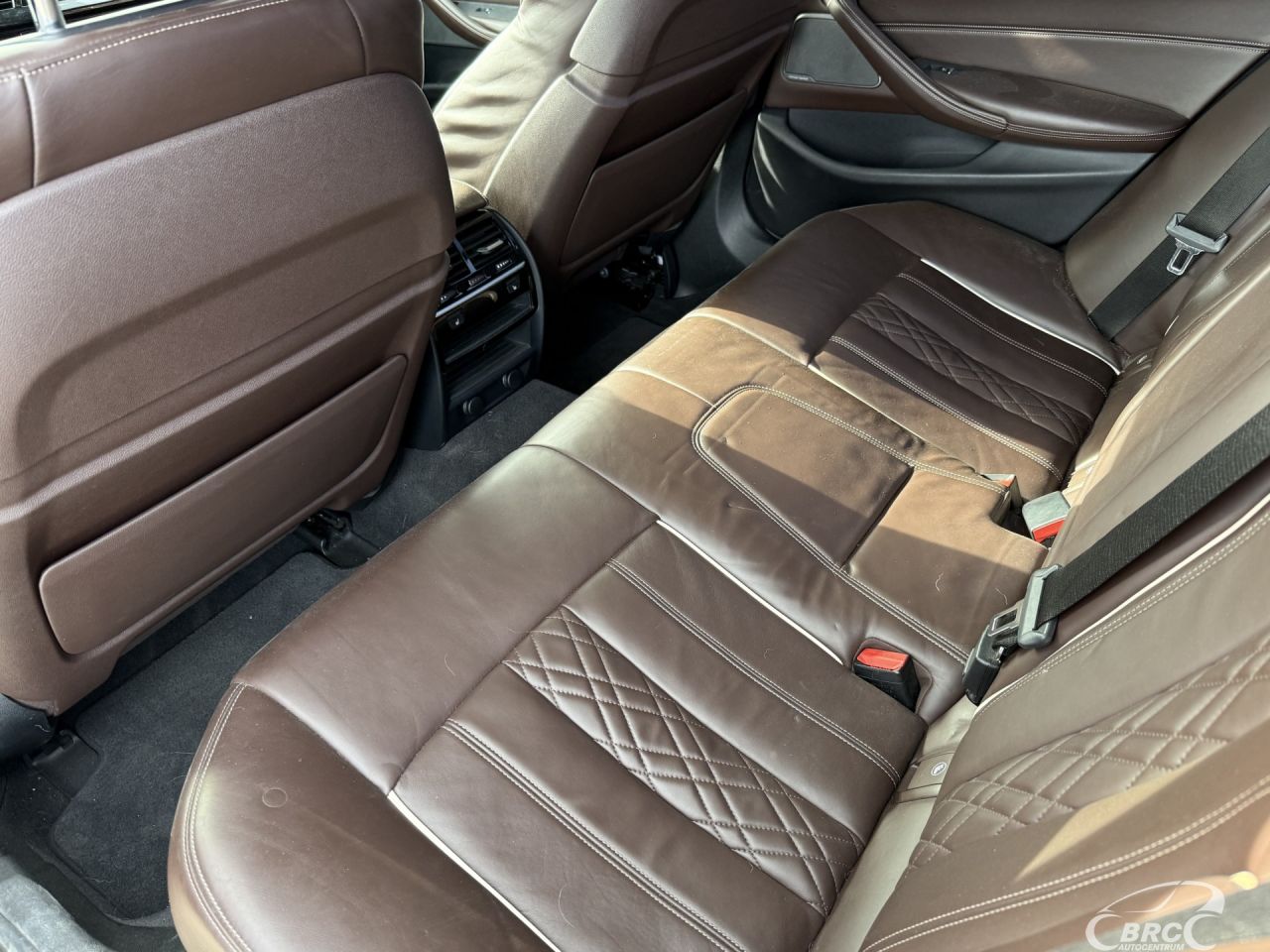 BMW M550 | 11