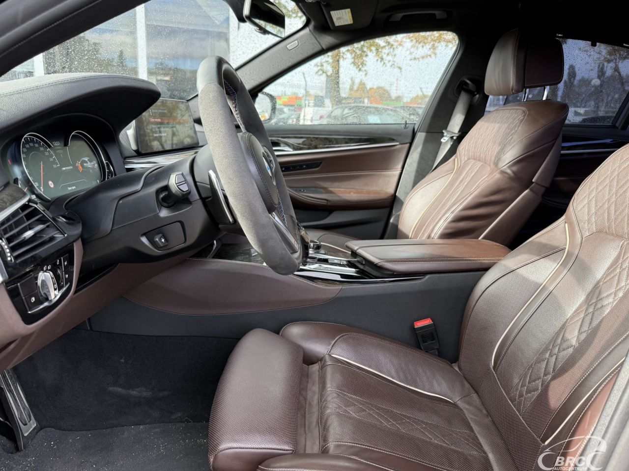 BMW M550 | 15