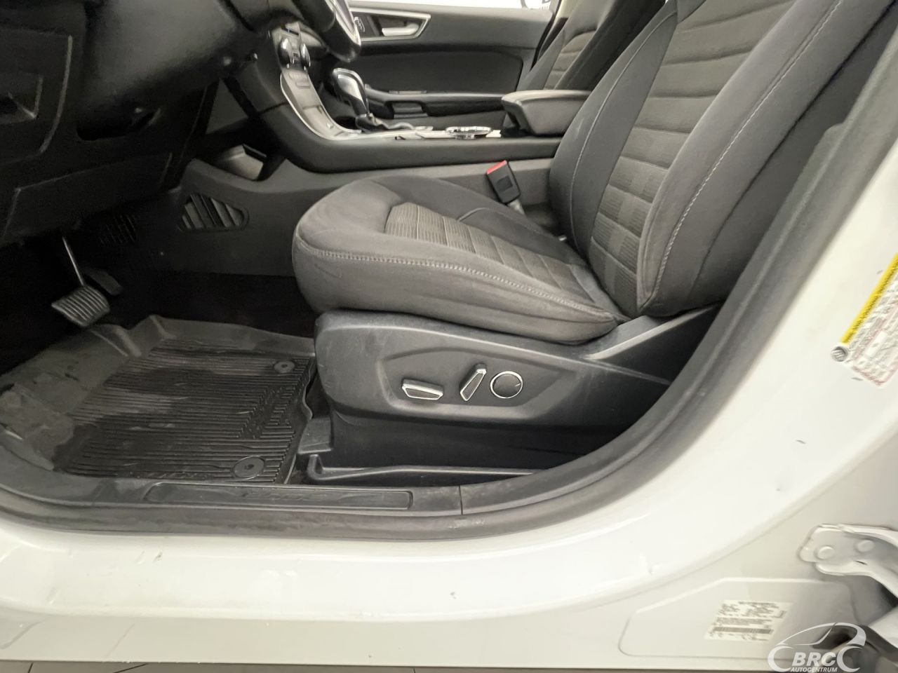 Ford Edge | 21