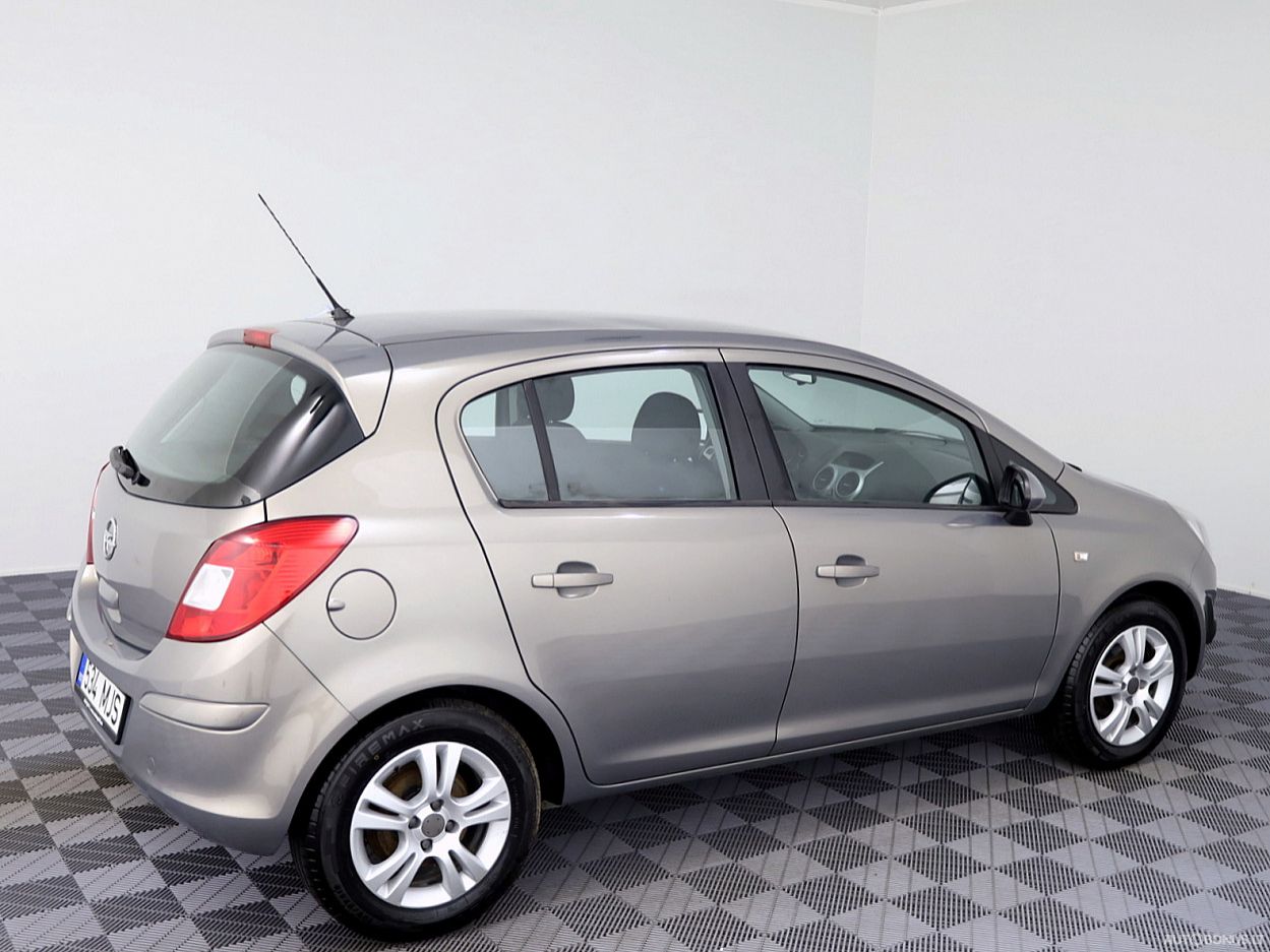 Opel Corsa | 2