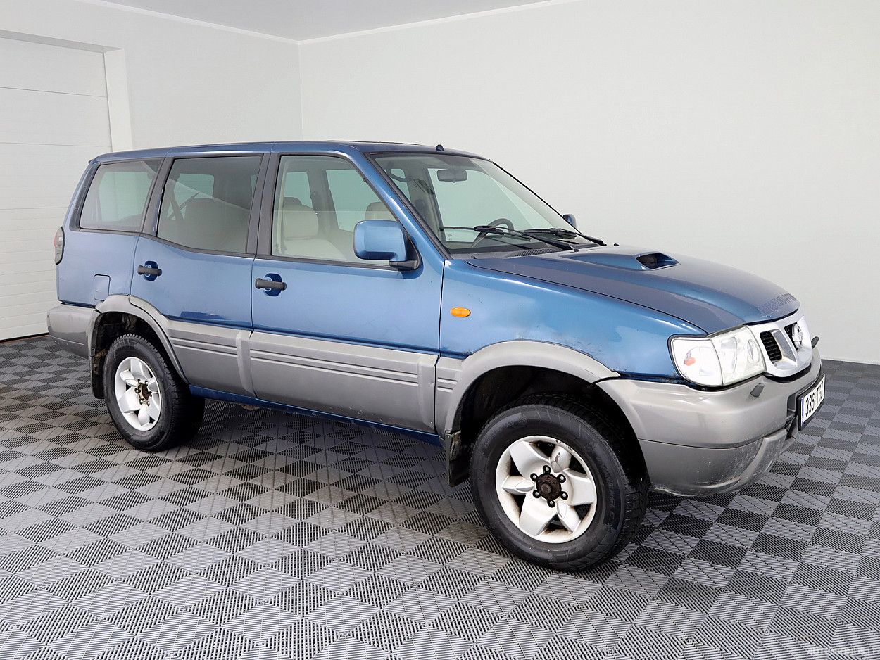 Nissan Terrano, 3.0 l., visureigis