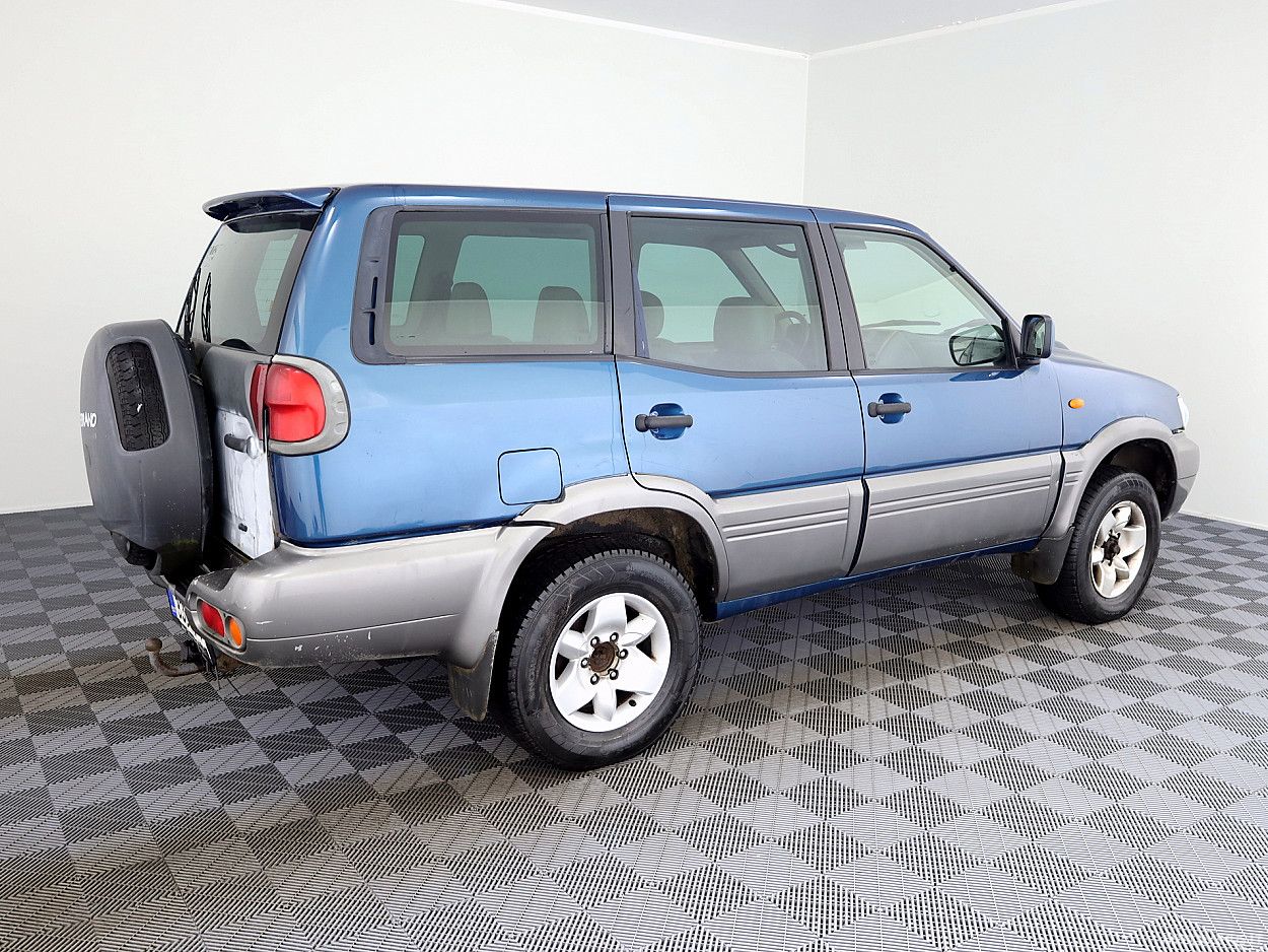 Nissan Terrano | 2