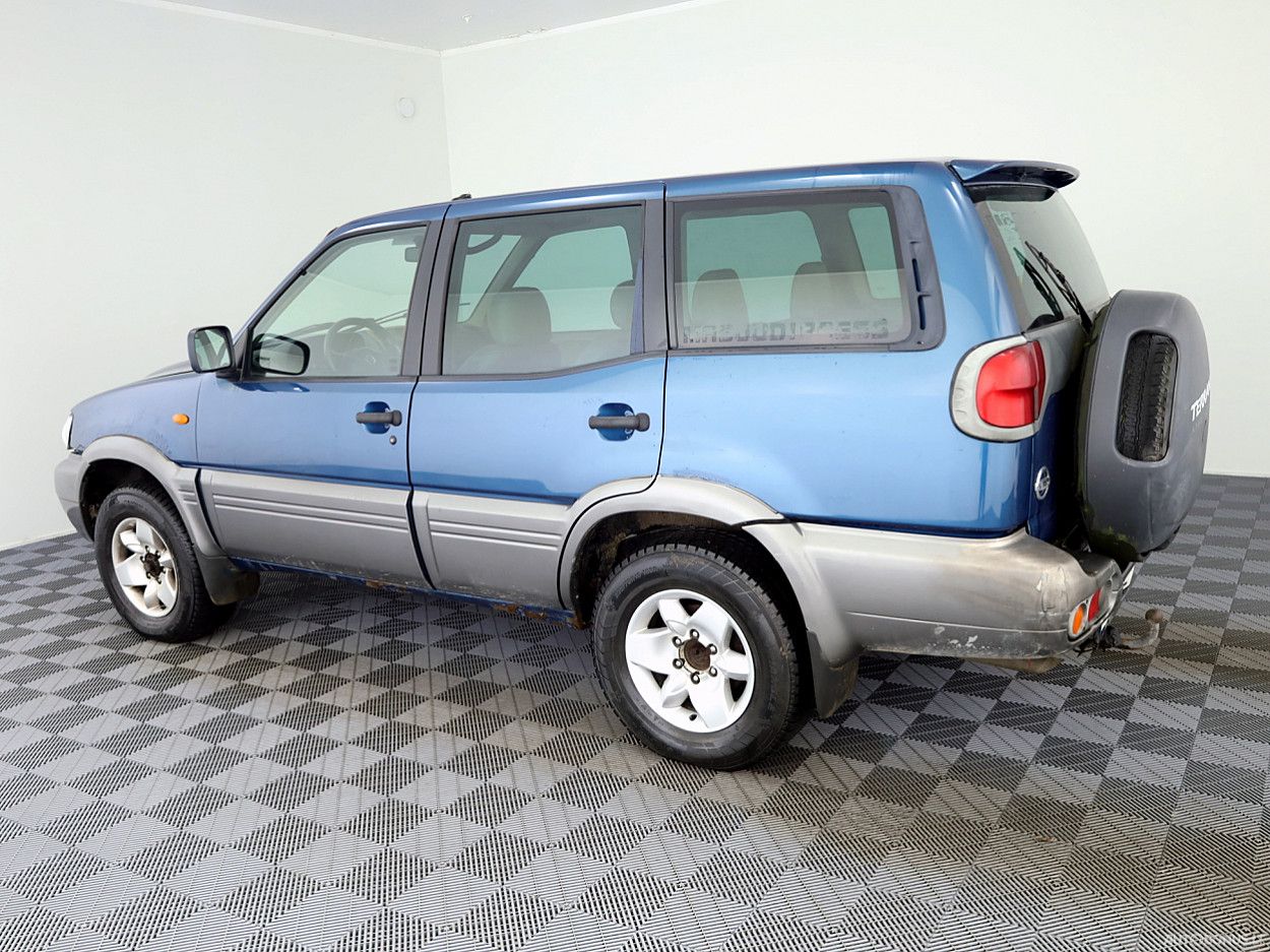 Nissan Terrano | 3