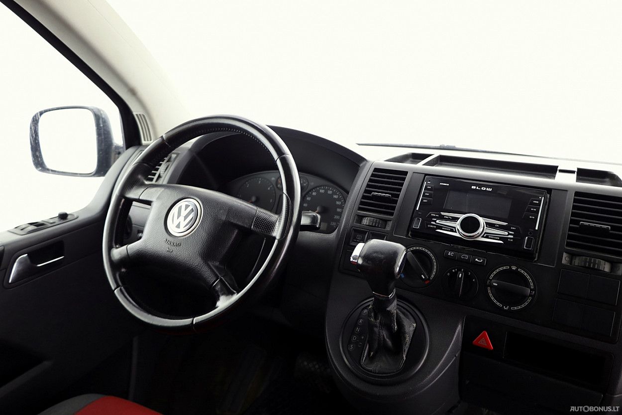 Volkswagen Caravelle | 4