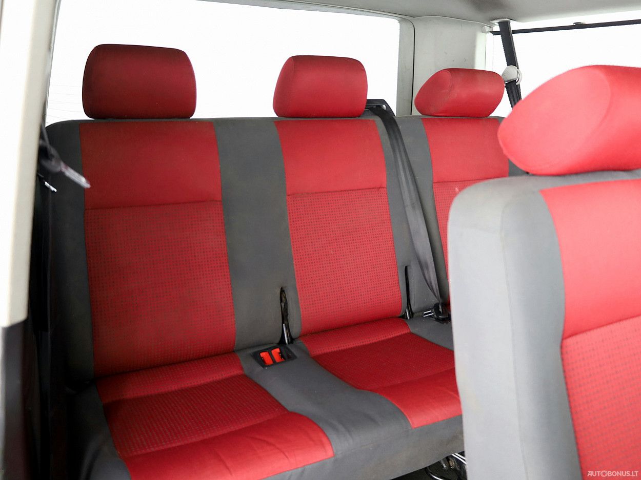 Volkswagen Caravelle | 7