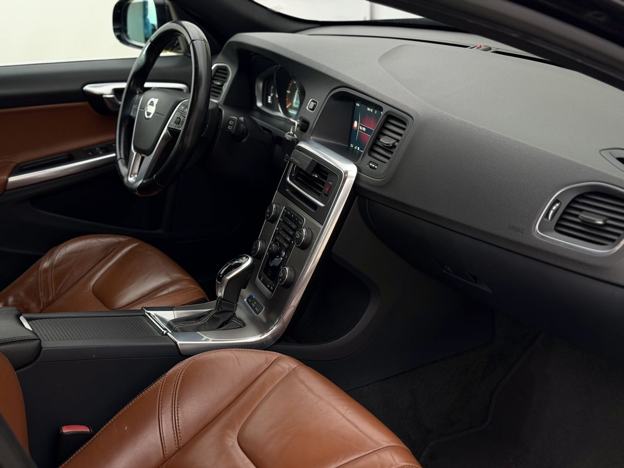 Volvo V60 | 12