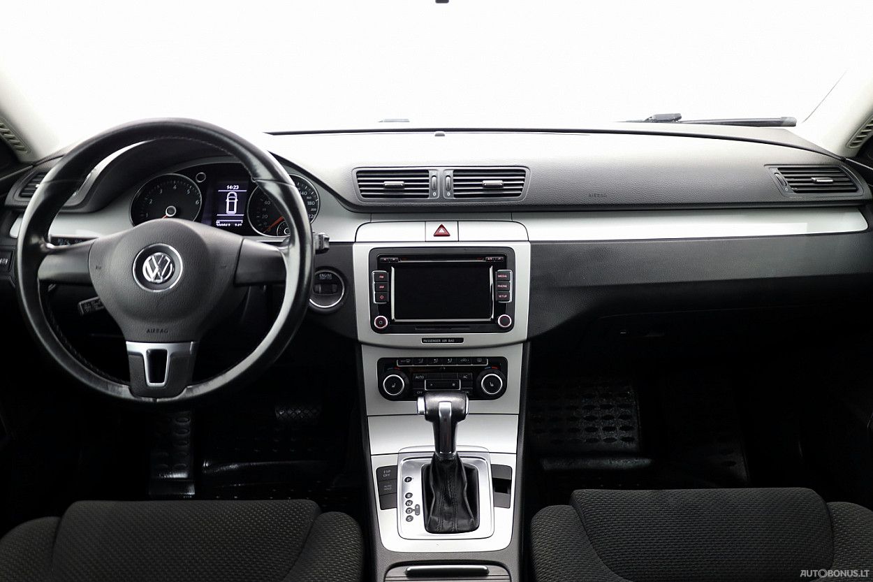 Volkswagen Passat | 4