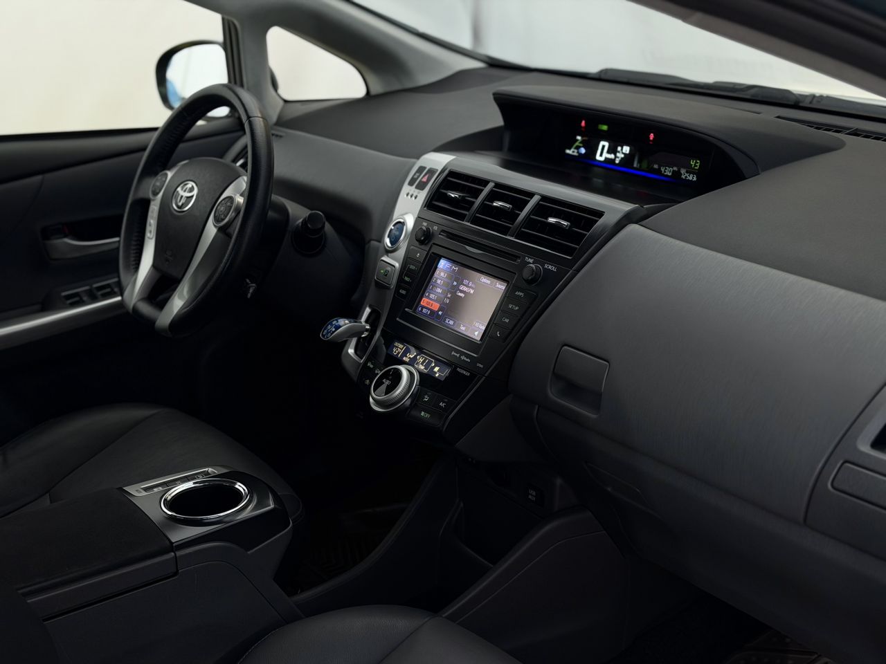 Toyota Prius | 12