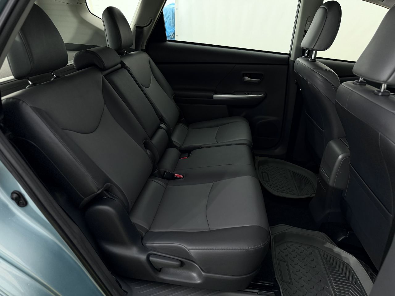Toyota Prius | 10
