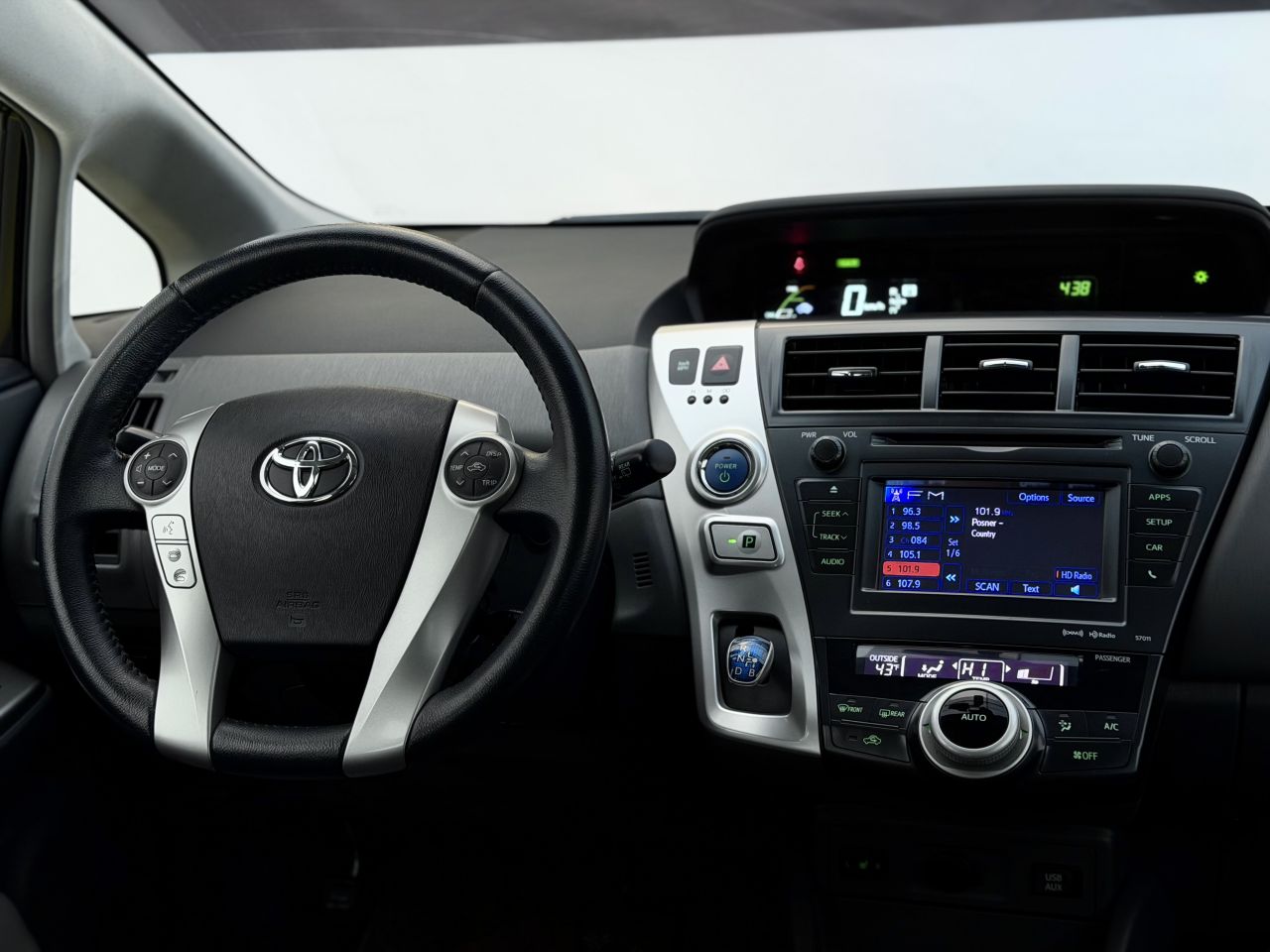 Toyota Prius | 13
